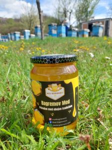 Domaći prirodni Bagremov med 1kg | 100% organski