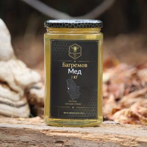 Bagremov med 1 kg — prednja strana tegle, Med Bogdanović