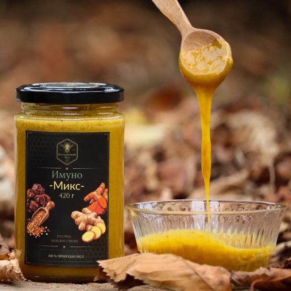 Imuno Mix 420 g — tegla uz kašiku i posudu sa medom, Med Bogdanović